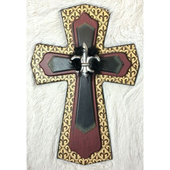 18” Wooden Fleur-De-Lis Multi-Tiered Rustic Black Faux Fur Wall Cross - Picture 1 of 8